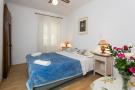 FerienhausKroatien - : Guest House Kusalo- Double Room with Patio (Soba 2