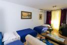 FerienhausKroatien - : Guest House Kusalo- One Bedroom Apartment with Ter