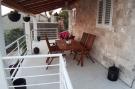 VakantiehuisKroatië - Oost Kroatië: Holiday Home Magazin- One Bedroom Apartment with T