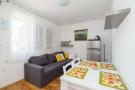 FerienhausKroatien - : Apartments Natasa- One Bedroom Apartment with Terr