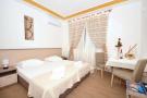 FerienhausKroatien - : Guest House Mia (ST) - Twin Room with Private Bath