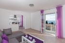 FerienhausKroatien - : Apartments Villa Enzian - Comfort Two Bedroom Apar