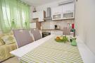 FerienhausKroatien - : Green Garden House - Four Bedroom House with Priva