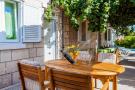 VakantiehuisKroatië - Oost Kroatië: Green Garden House - Four Bedroom House with Priva