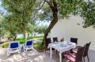 VakantiehuisKroatië - Oost Kroatië: Apartments Glavor - One Bedroom Apartment with Ter