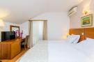 FerienhausKroatien - : Pansion Srebreno - Double or Twin Room wth Balcony