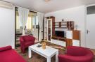 FerienhausKroatien - : Apartment Brajković - One Bedroom Apartment with L