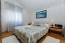 FerienhausKroatien - : Apartments Roda - Standard One Bedroom Apartment w