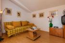 FerienhausKroatien - : Apartments Roda - Standard One Bedroom Apartment w