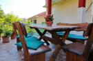 VakantiehuisKroatië - Oost Kroatië: Apartment Domestic - Three Bedroom Apartment with 