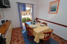 FerienhausKroatien - : Apartment Domestic - Three Bedroom Apartment with 