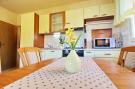 VakantiehuisKroatië - Oost Kroatië: Apartments Sea Line - Two Bedroom Apartment with T