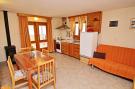 VakantiehuisKroatië - Oost Kroatië: Holiday Home Katica - One Bedroom Holiday Home wit