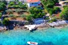 VakantiehuisKroatië - Oost Kroatië: Holiday Home Katica - One Bedroom Holiday Home wit