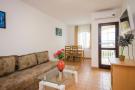 FerienhausKroatien - : Apartments Čiovo - Family One Bedroom Apartment wi