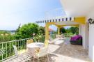 FerienhausKroatien - : Rooms Villa Bind - Twin Room with Patio and Garden