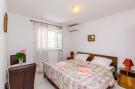 FerienhausKroatien - : Rooms Villa Bind - Comfort Double Room with Patio 