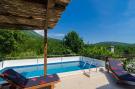 FerienhausKroatien - : Villa Dalmatian Gem - Two-Bedroom Villa with Terra