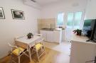 FerienhausKroatien - : Apartments Nodilo - Comfort One Bedroom Apartment 