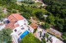 FerienhausKroatien - : Villa Sofija - Three Bedroom Villa with Terrace an