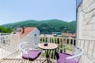 FerienhausKroatien - : Apartments Peco - Three Bedroom Apartment with Bal