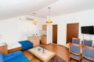 FerienhausKroatien - : Apartments Peco - One Bedroom Apartment with Patio