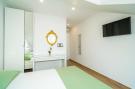 FerienhausKroatien - : Apartment &amp; Rooms Papa - Premium Double or Twi