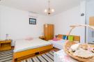 Holiday homeCroatia - Eastern Croatia: Apartments Rašica Molunat - Triple Room with Patio