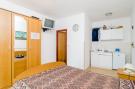 FerienhausKroatien - : Apartments Rašica Molunat - Basic Studio Apartment