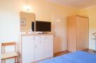 FerienhausKroatien - : Apartments Saulan - One Bedroom Apartment with Bal