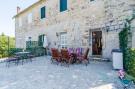 VakantiehuisKroatië - : Stone House ''DiMaTo'' - Four Bedroom Holiday Home