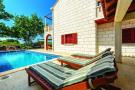 FerienhausKroatien - : Villa Anka - Five-Bedroom Villa with Terrace and S