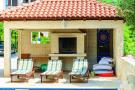 FerienhausKroatien - : Villa Anka - Five-Bedroom Villa with Terrace and S