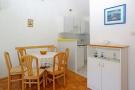 FerienhausKroatien - : Apartments Tomašić - Two Bedroom Apartment with Te