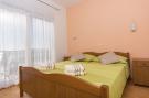 FerienhausKroatien - : Apartments Mastelić - One Bedroom Apartment with B