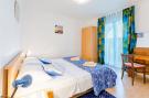 VakantiehuisKroatië - Oost Kroatië: Apartment Sea Star - Three-Bedroom Apartment with 