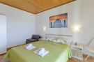 FerienhausKroatien - : Rooms Sani- Double Room with Terrace and Sea View 