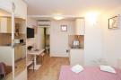 FerienhausKroatien - : Nika Family Apartments - Basic Studio Apartment wi