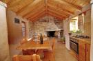 VakantiehuisKroatië - Oost Kroatië: Stone House Harmony - One Bedroom Apartment with P