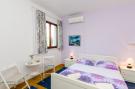 FerienhausKroatien - : My Corner Rooms - Double Room with Shared Terrace 