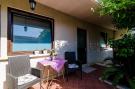 FerienhausKroatien - : My Corner Rooms - Double Room with Shared Terrace 