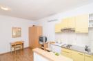 FerienhausKroatien - : Apartments Skurla - Studio Apartment with Terrace 