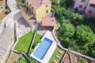 VakantiehuisKroatië - Oost Kroatië: Villa Green Garden - Three Bedroom Holiday Home wi