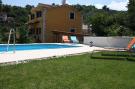 VakantiehuisKroatië - Oost Kroatië: Villa Green Garden - Three Bedroom Holiday Home wi