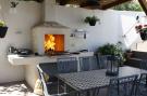 VakantiehuisKroatië - Oost Kroatië: Villa Green Garden - Three Bedroom Holiday Home wi