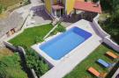 VakantiehuisKroatië - Oost Kroatië: Villa Green Garden - Three Bedroom Holiday Home wi