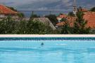 VakantiehuisKroatië - Oost Kroatië: Villa Green Garden - Three Bedroom Holiday Home wi