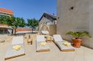 VakantiehuisKroatië - Oost Kroatië: Villa Stone Pearl - Two Bedroom Holiday House with