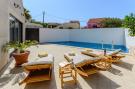 VakantiehuisKroatië - Oost Kroatië: Villa Stone Pearl - Two Bedroom Holiday House with