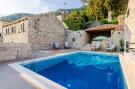 FerienhausKroatien - : Villa Luciana - Two Bedroom Villa with Swimming Po